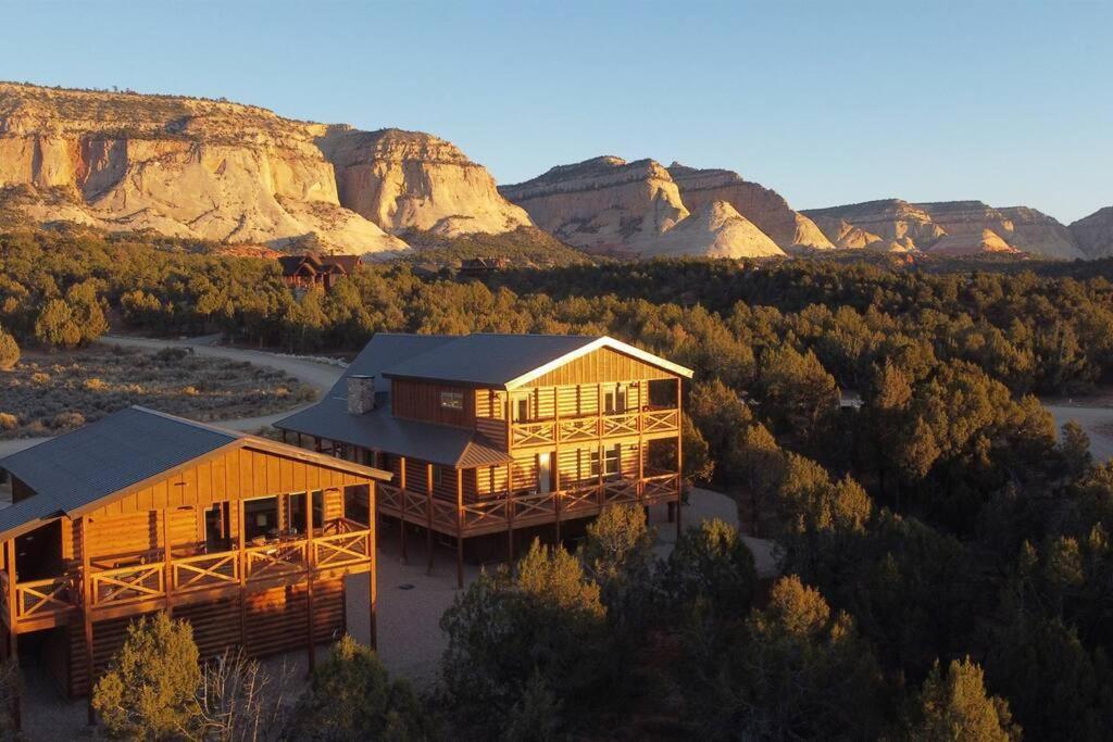 오더빌 Painted Cliffs-Hot Tub, Amazing Views Between Zion And Bryce 빌라 외부 사진