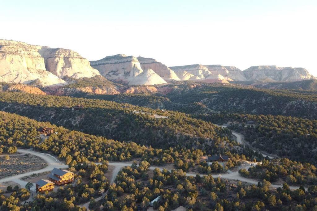 오더빌 Painted Cliffs-Hot Tub, Amazing Views Between Zion And Bryce 빌라 외부 사진